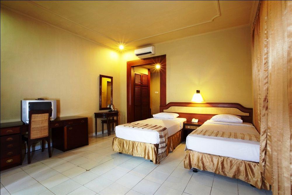 Champlung Mas Hotel Legian Oda fotoğraf